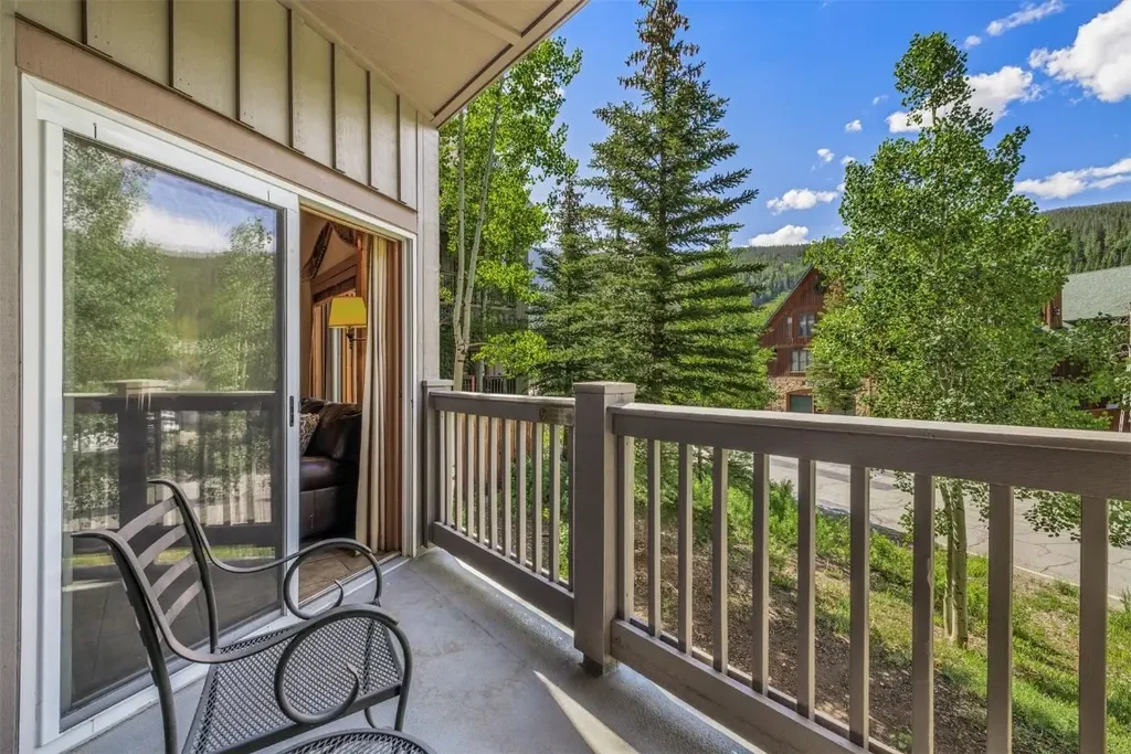 135 Dercum Drive 8565, Keystone