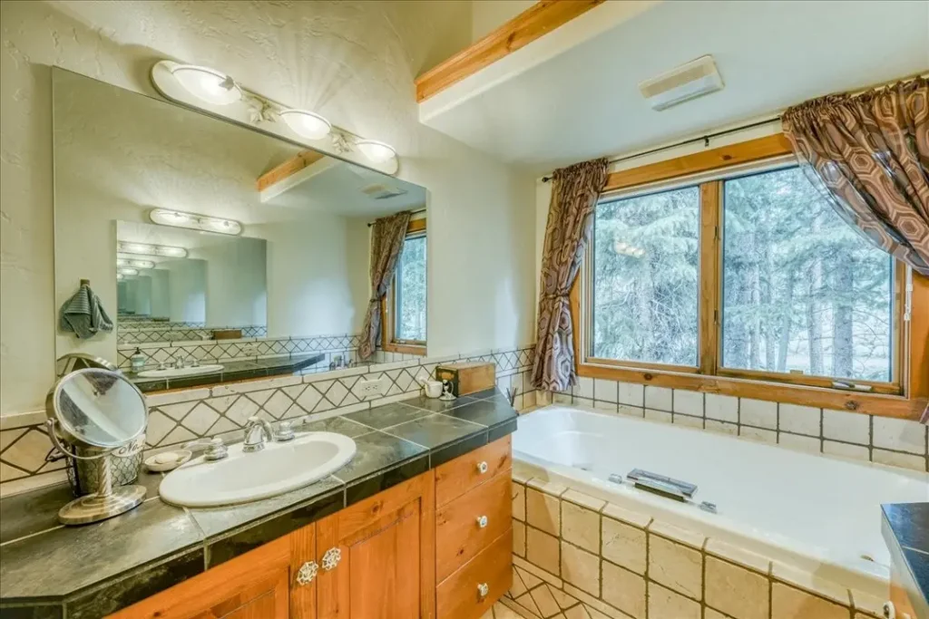 0453 Cr 672, Breckenridge