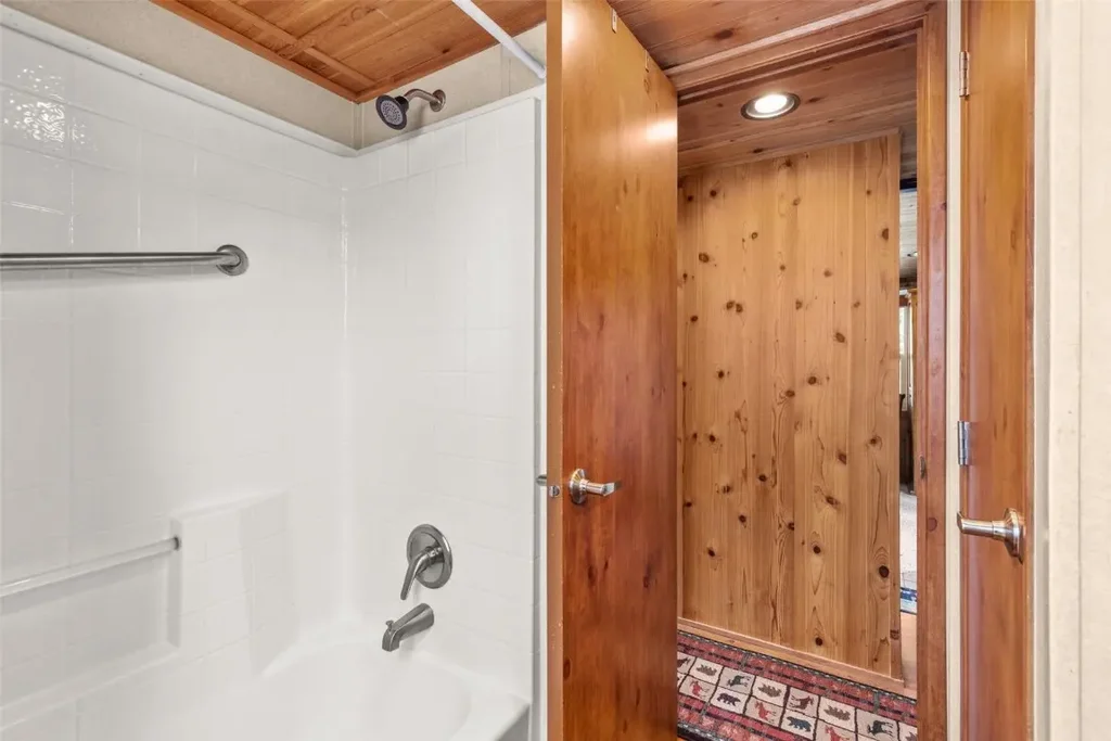 85 Revett Drive 105, Breckenridge