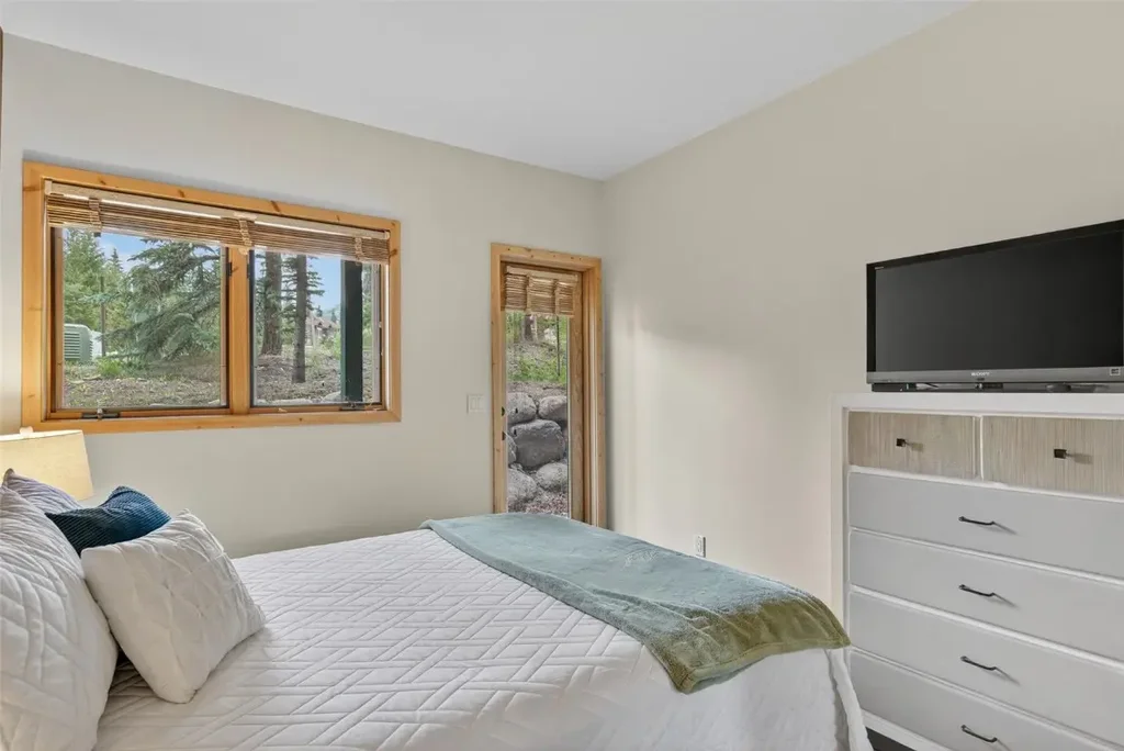 260 Ski Hill Road 6, Breckenridge