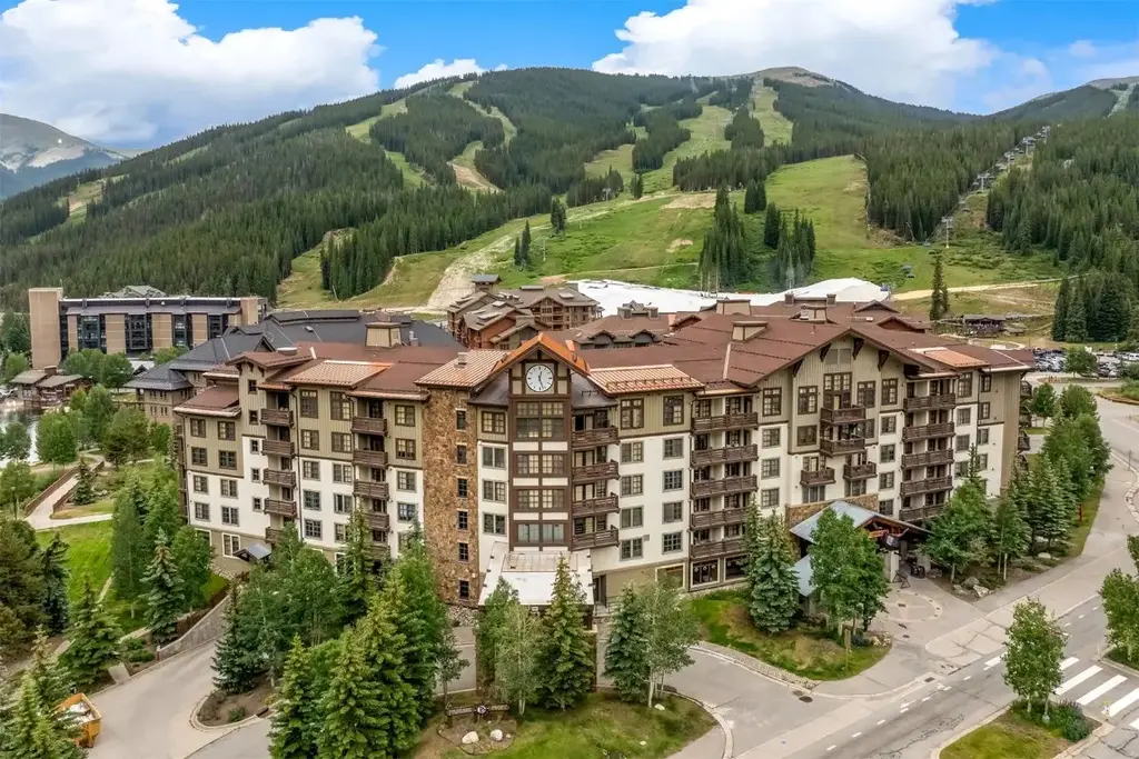 910 Copper Road 226, Copper Mountain