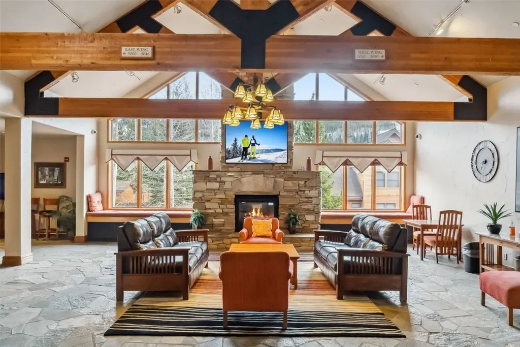 23110 Us Highway 6 5008, Keystone