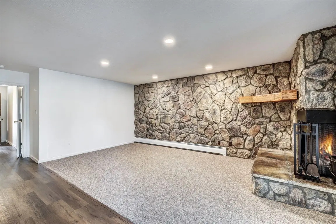 E 112 La Bonte Street 107, Dillon