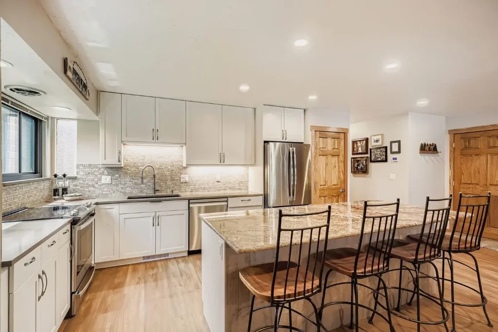 734 Lagoon Drive B, Frisco