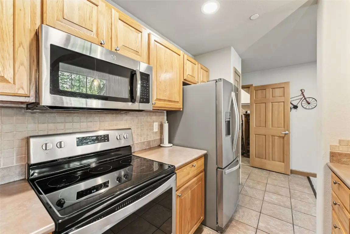 720 Lakepoint Drive B4, Frisco