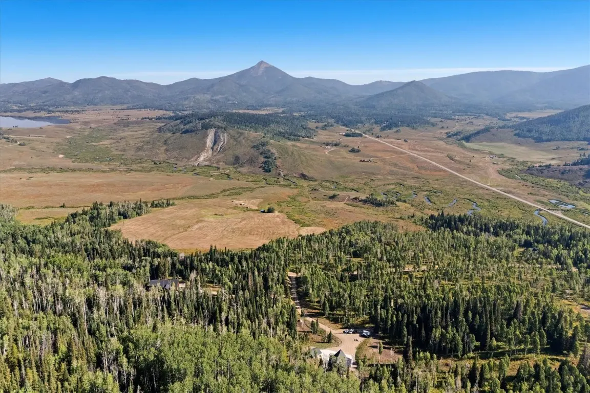 58095 Columbian Place, Clark