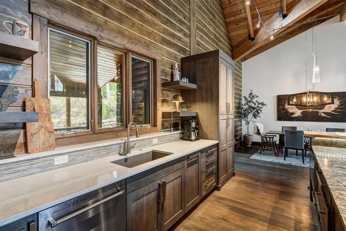 186 Golden Age Drive, Breckenridge