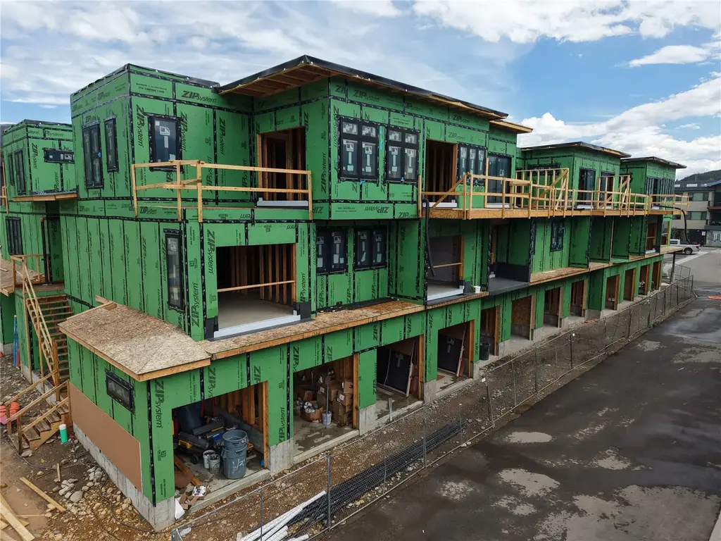740 Blue River Parkway E8, Silverthorne