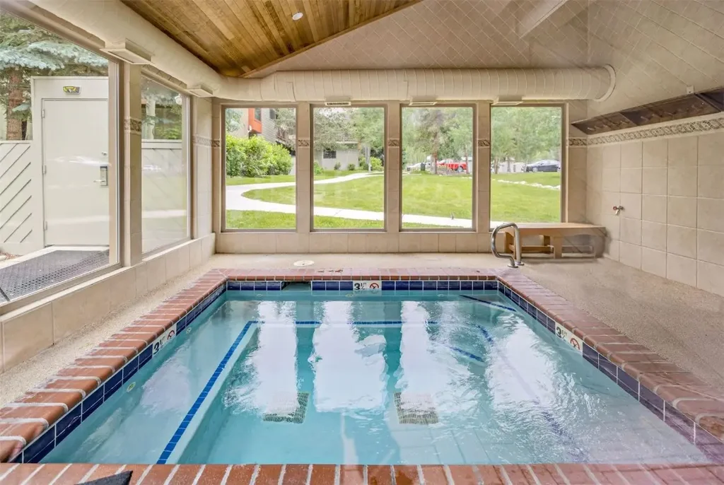 1977 Soda Ridge Road 1194, Keystone