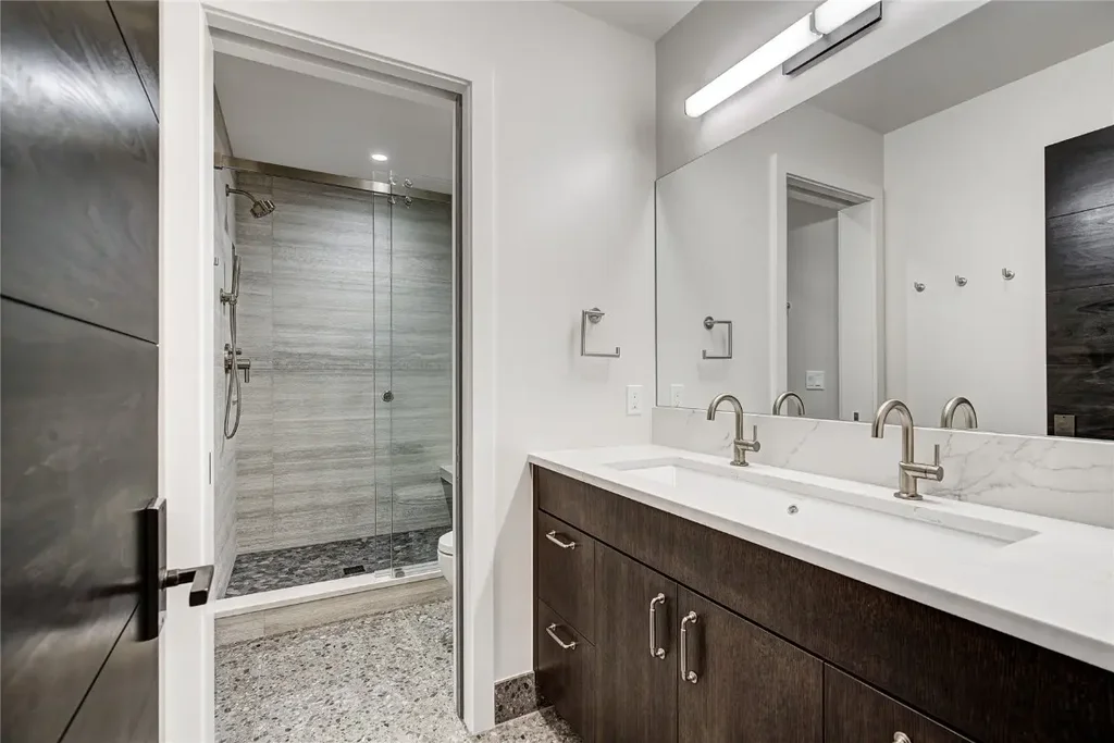 W 90 Trade Court, Keystone