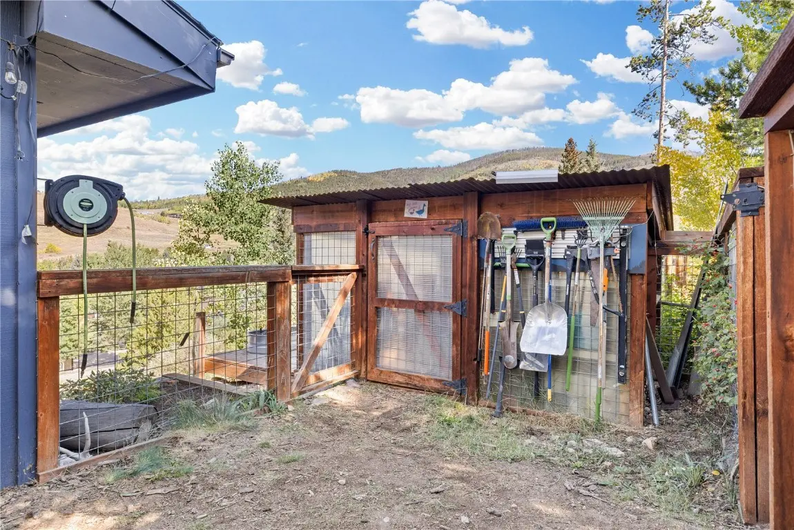 238 Deer Path Road, Dillon