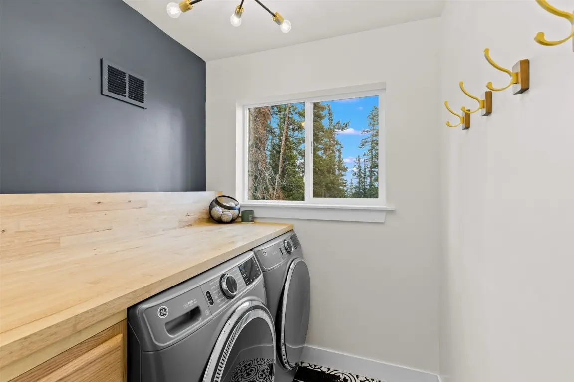 322 Porcupine Road, Fairplay