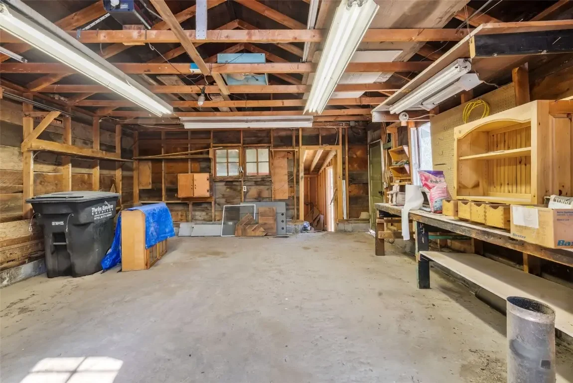 21505 4th Avenue, Phippsburg