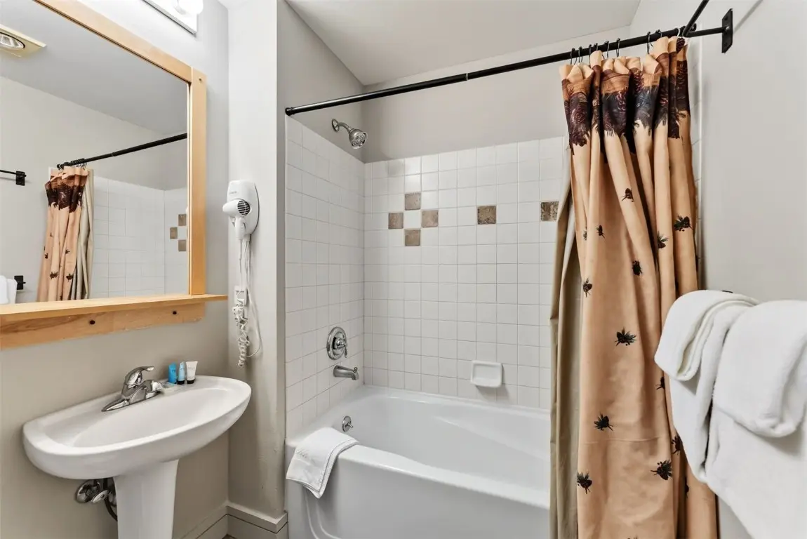 140 Ida Belle Drive 8192, Keystone