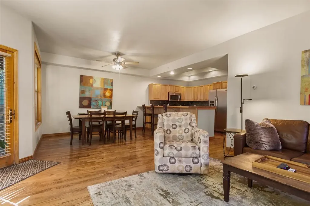 62 Broken Lance Drive 104e, Breckenridge