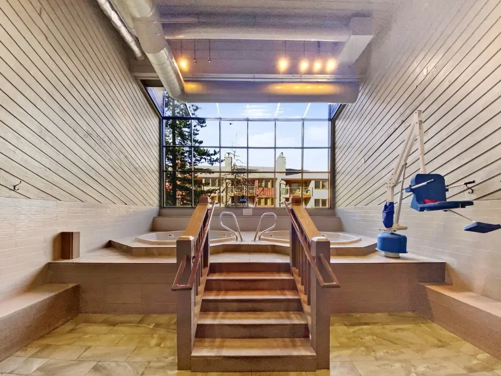 S 305 Park Avenue 402, Breckenridge