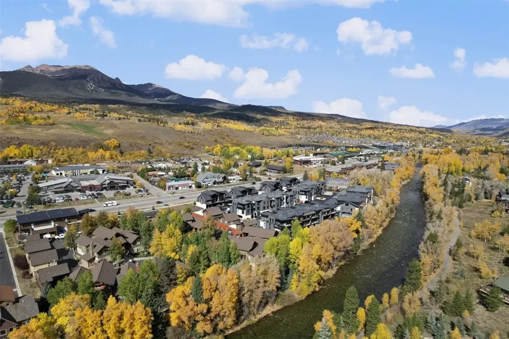 850 Blue River Parkway E5, Silverthorne