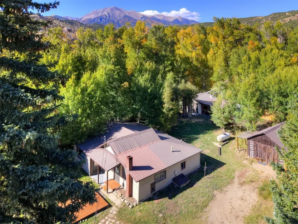 16730 County Road 241, Salida