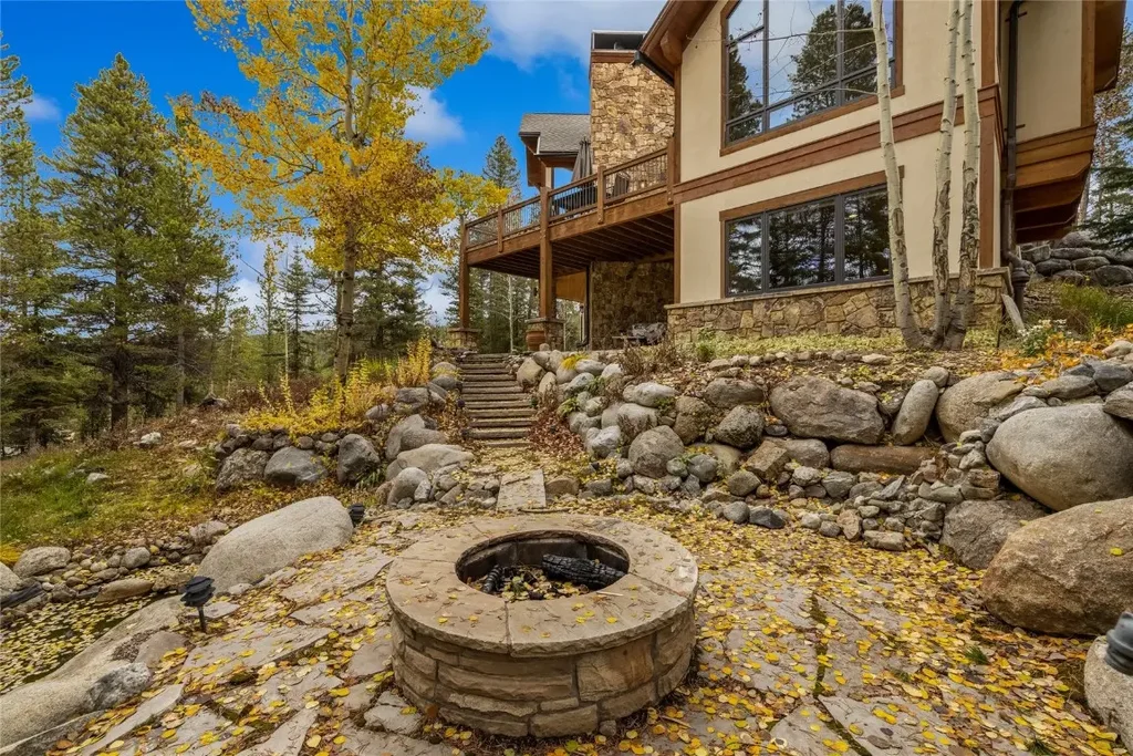 91 Lakecrest Drive, Breckenridge