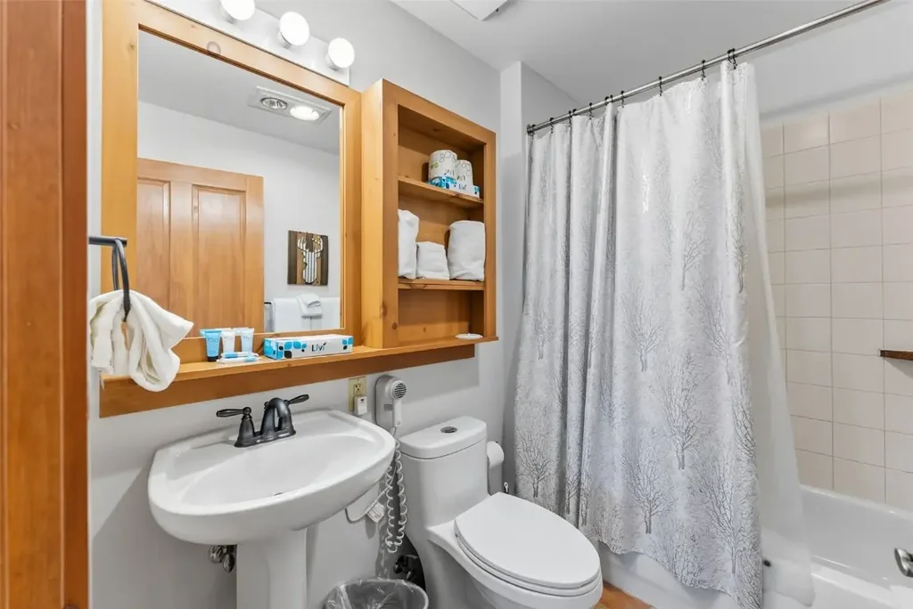 135 Dercum Drive 8641, Dillon