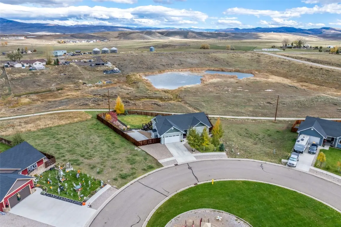 307 Little Bend Circle, Hayden