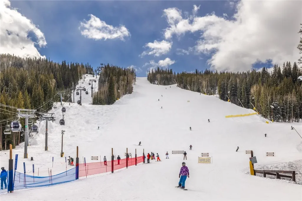 632 Montezuma Road C-2, Keystone