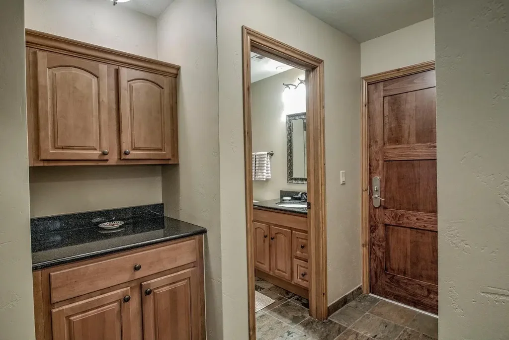 56 Uneva Place 204, Copper Mountain