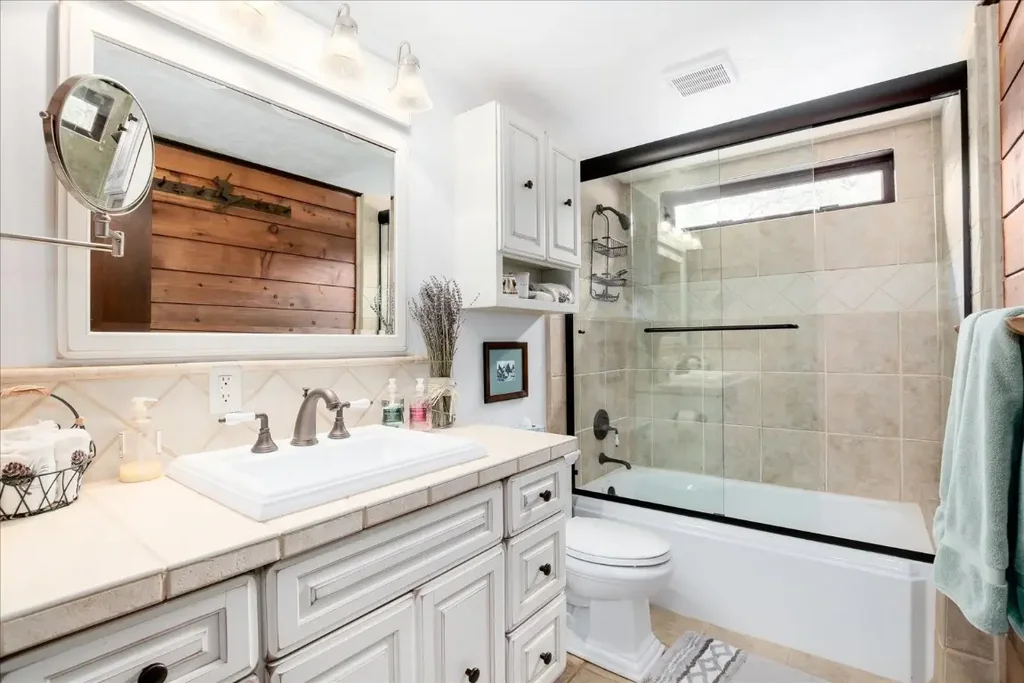 522 Wellington Road, Breckenridge