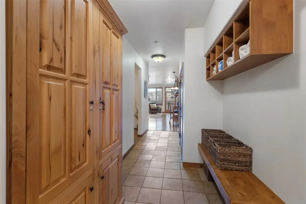 1101 9000 207, Frisco