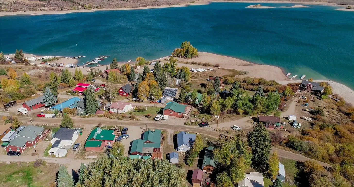 158 Green Mountain Avenue, Heeney