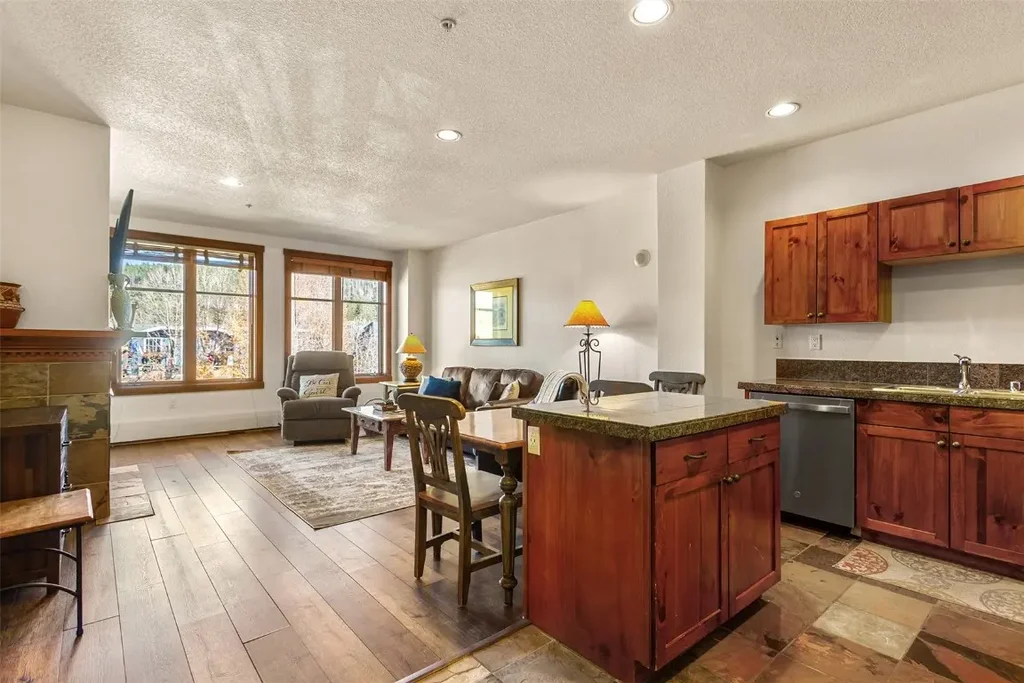 S 505 Main Street 2305, Breckenridge