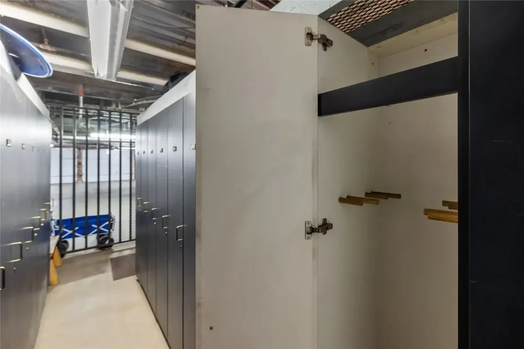 22714 Us Highway 6 5989, Keystone