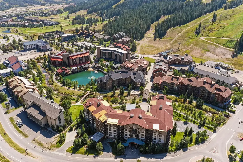910 Copper Road 219, Copper Mountain