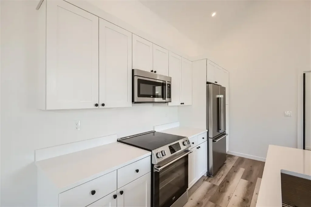 350 Stan Miller 103, Breckenridge