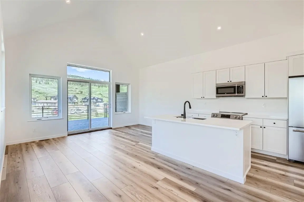 350 Stan Miller 103, Breckenridge