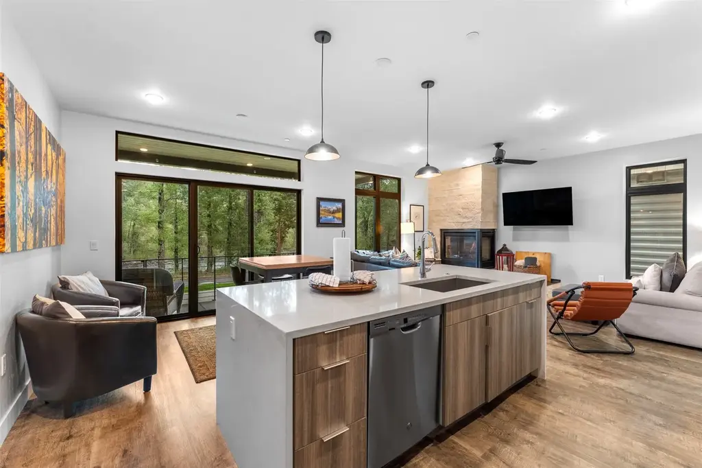930 Blue River Parkway 714, Silverthorne