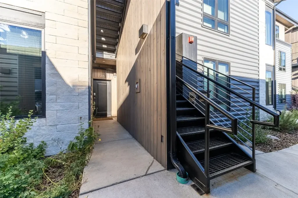 930 Blue River Parkway 714, Silverthorne