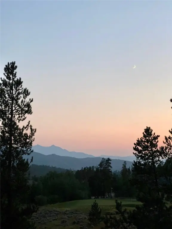 21640 Us Highway 6 2121, Keystone