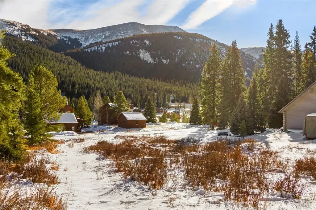 134 (cty Rd 804) 97 Circle, Blue River