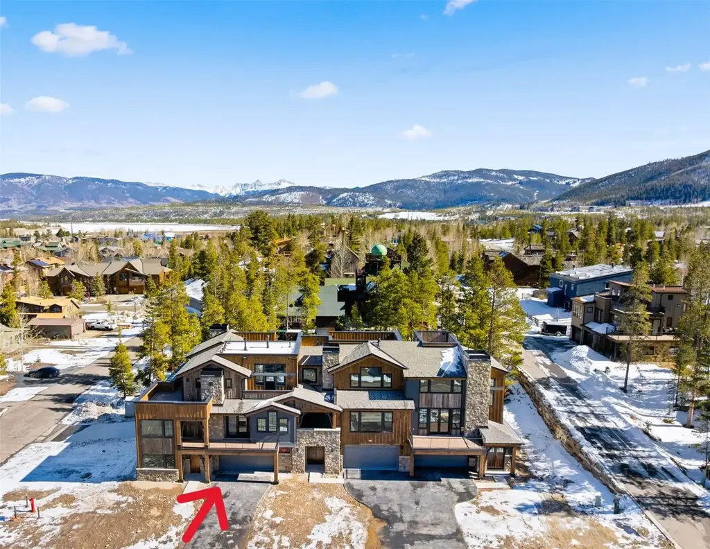 S 308 3rd Avenue, Frisco
