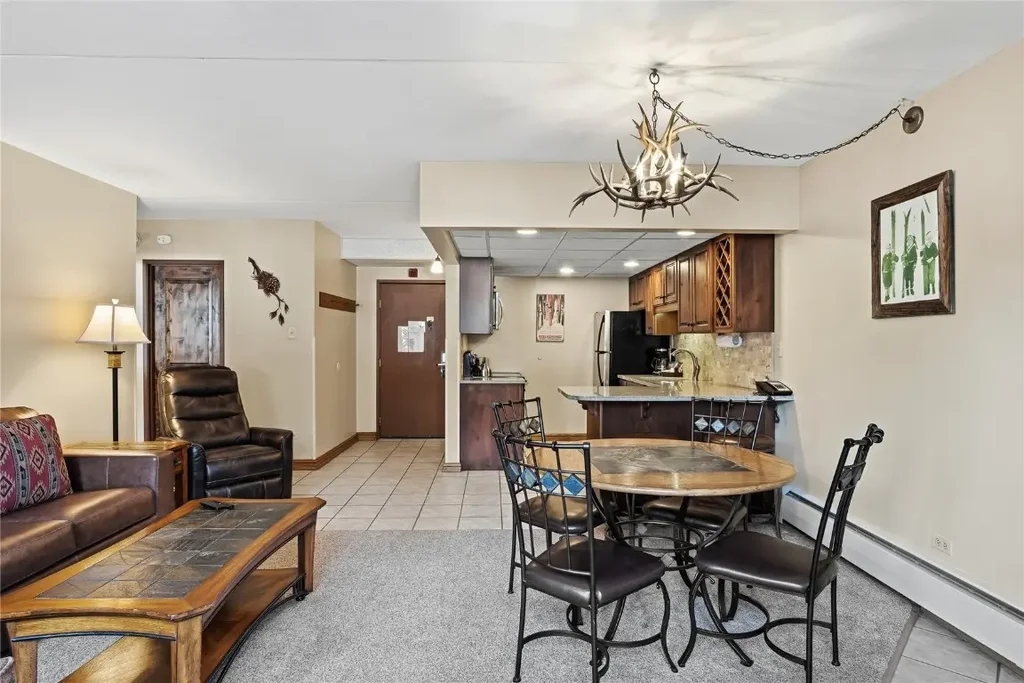 631 Village Road 31440, Breckenridge