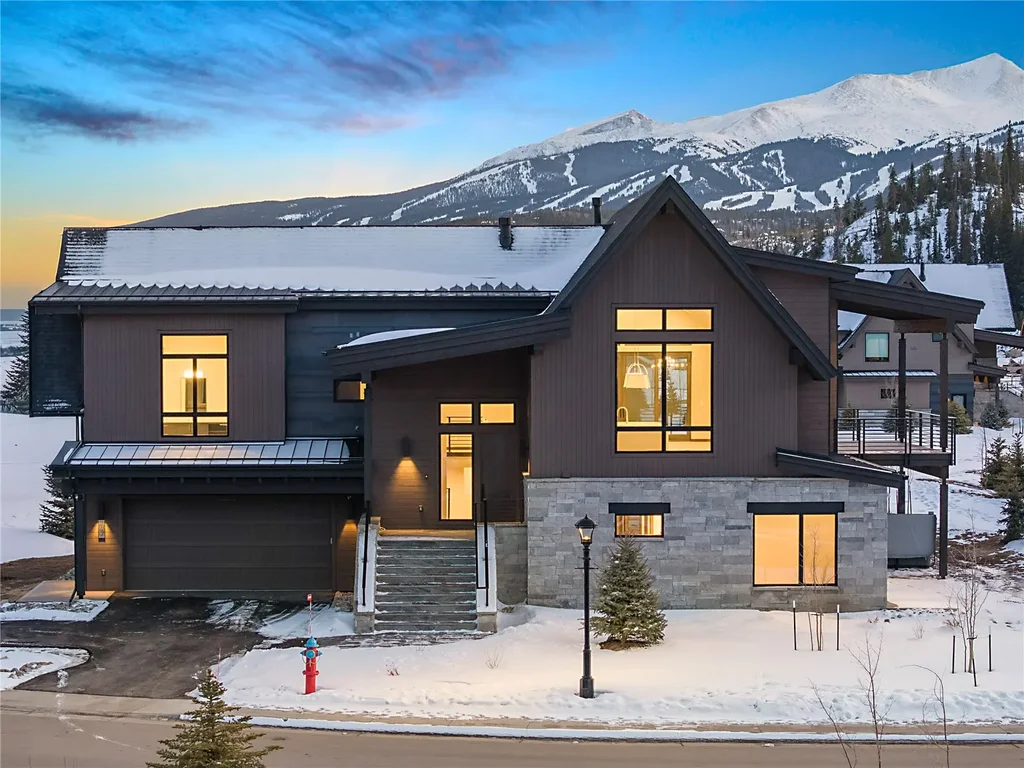 127 Monitor Drive, Breckenridge