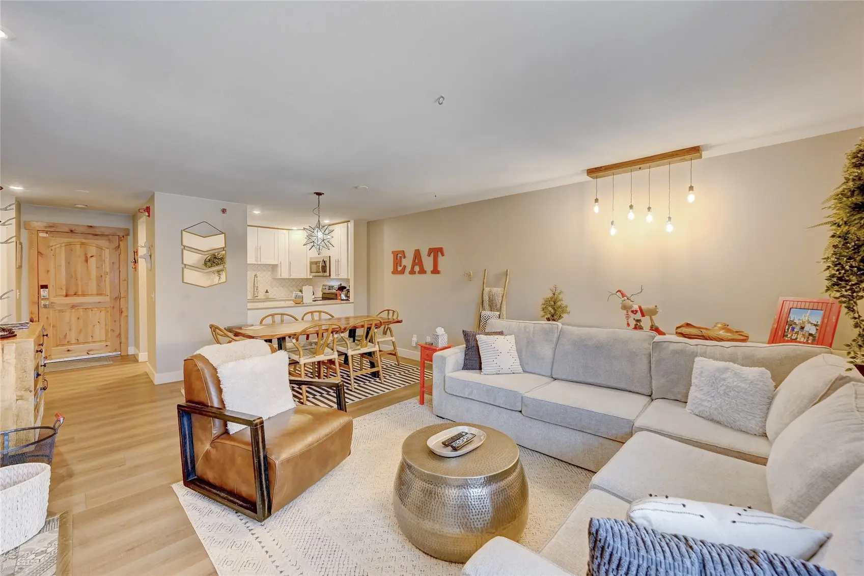 S 110 Park Avenue 124, Breckenridge