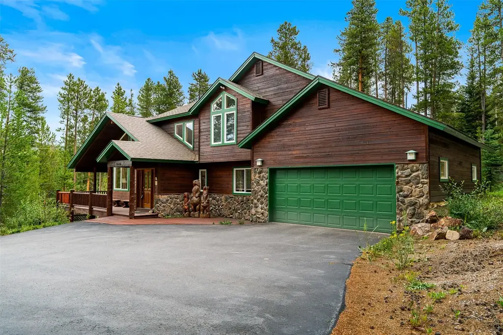696 Moonstone Road, Breckenridge