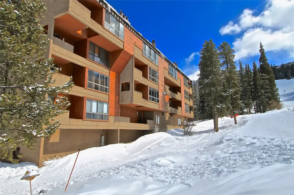 168 Ten Mile Circle 399, Copper Mountain