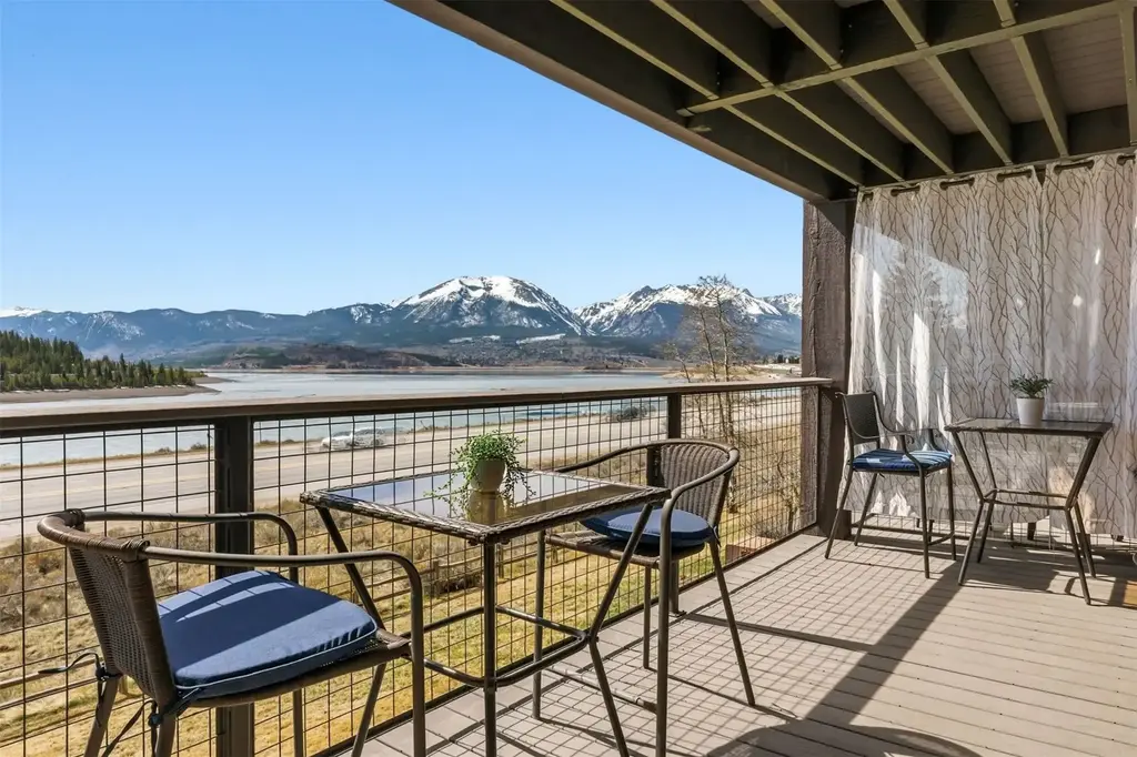 72 Corinthian Circle 203, Dillon