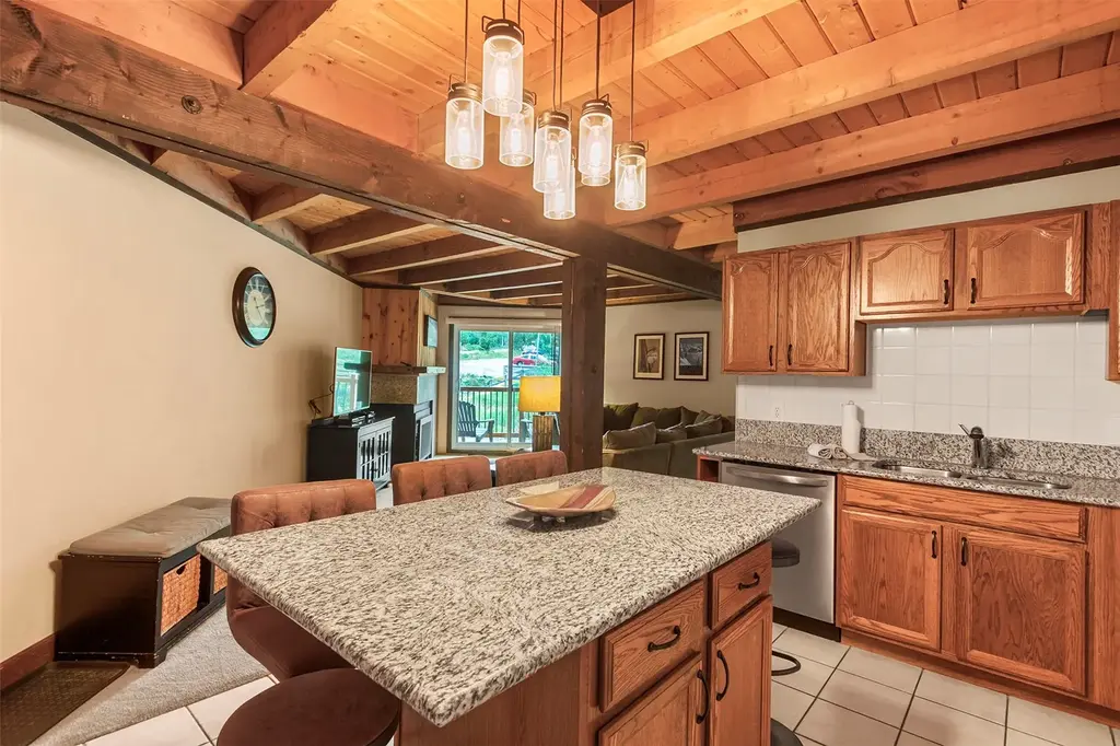 8300 Ryan Gulch Road 207, Wildernest