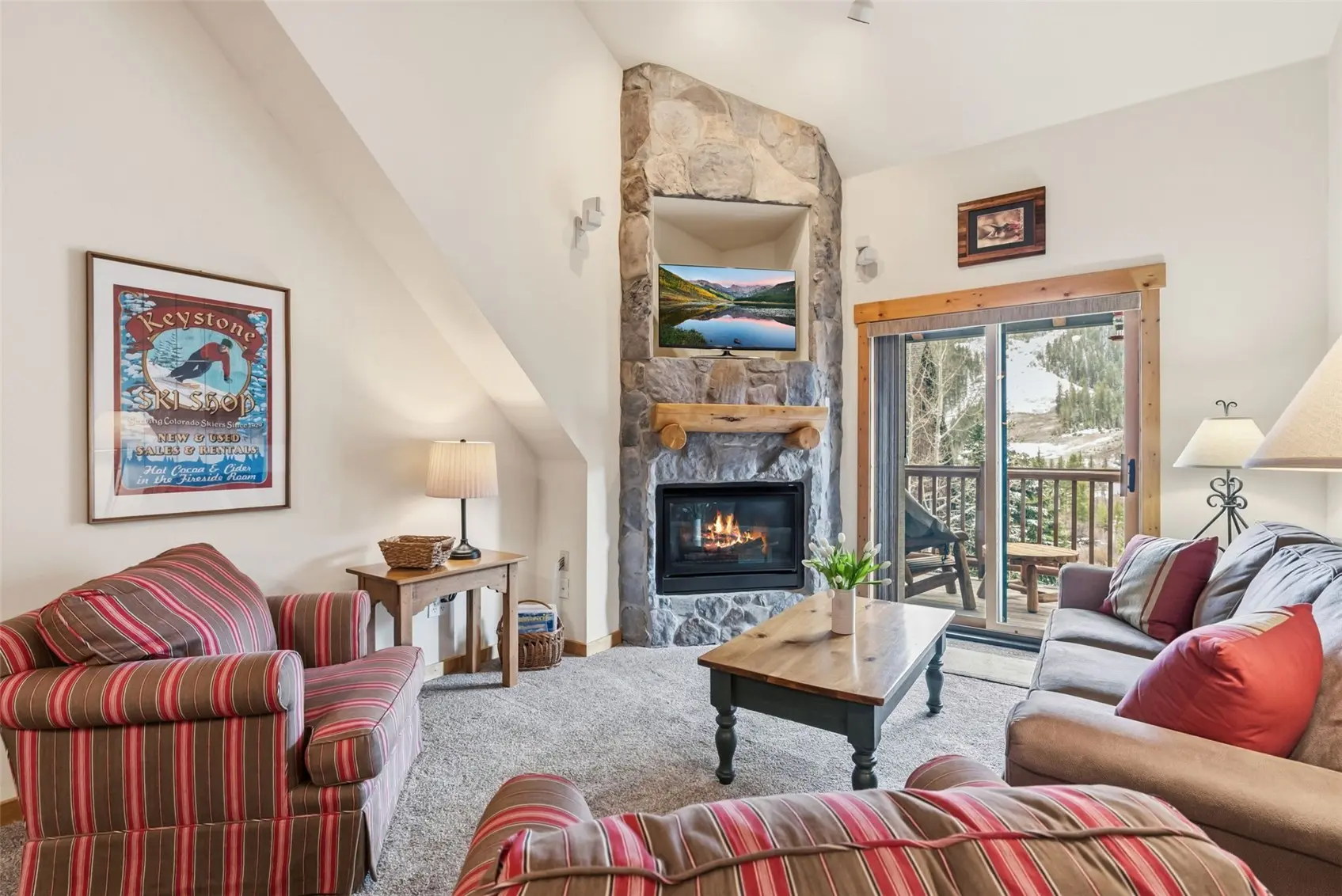 22784 Us Highway 6 2667, Keystone