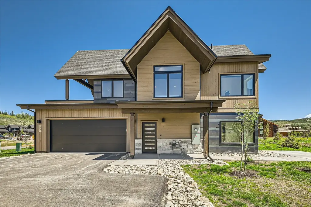 17 Monitor Drive, Breckenridge