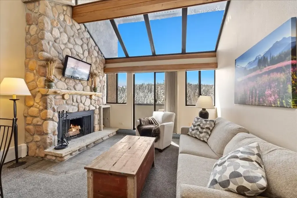 601 Village Road 13130, Breckenridge
